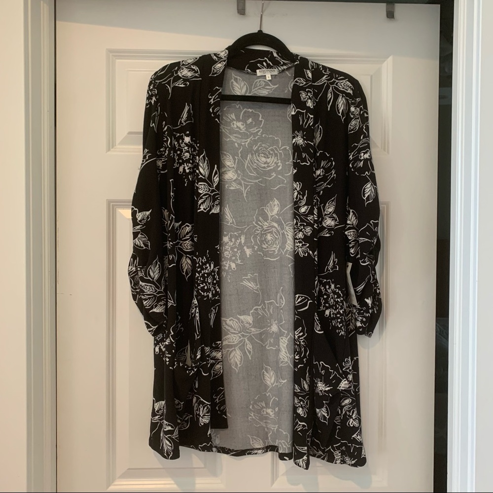 Black and White Floral Open Cardigan